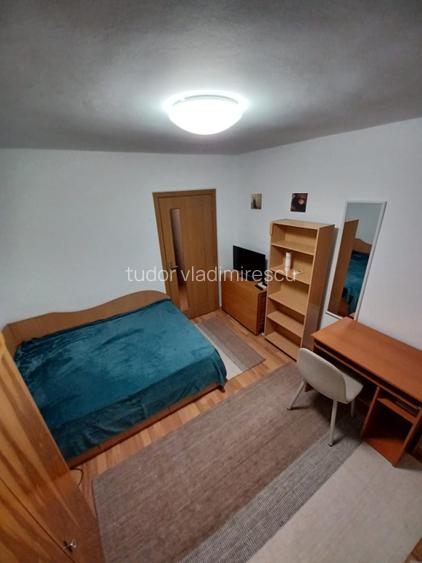 tudor !!! pret doar 270 euro !!! et 2/4 !!! IZOLATA !!! PE MIJloc - 13