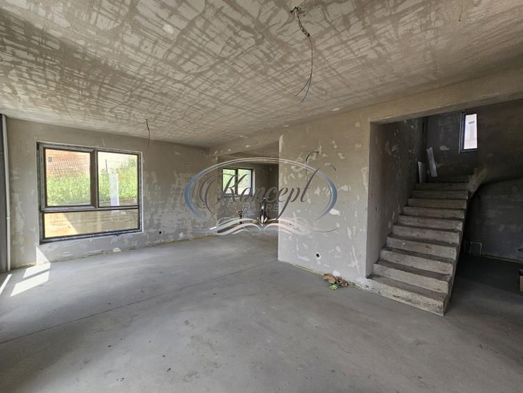 Casa NZEB cu panouri fotovoltaice in Dezmir