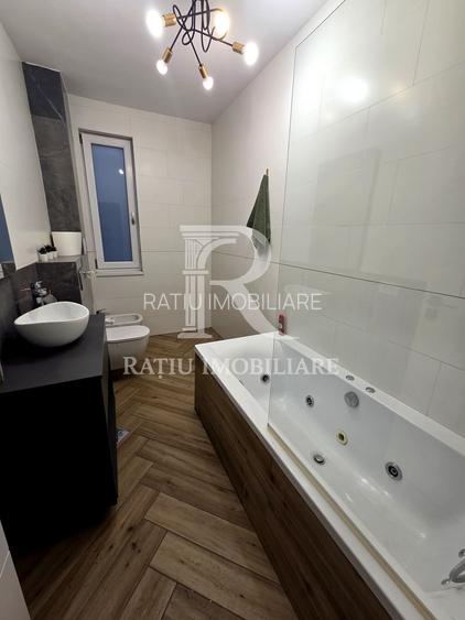 Apartament cu 3 camere | Etaj 1 | Ultracentral | Oradea