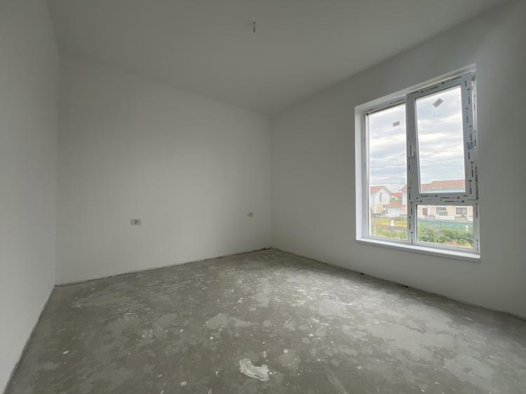 Duplex 4 camere, 100mp utili +12mp terasa, pozitie excelenta -Giroc