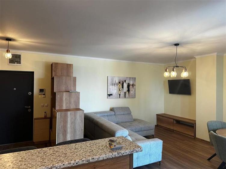 Vanzare apartament 3 camere de LUX locatie de exceptie Iulius Mall Gheorgheni, C
