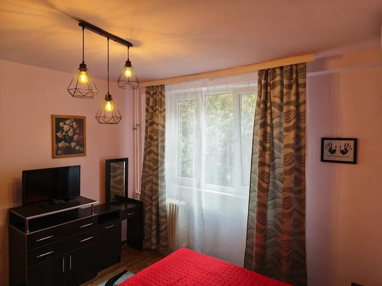 Apartament 2 camere, circular, 56 mp, ac, balcon, metrou aproape, Drumul Taberei