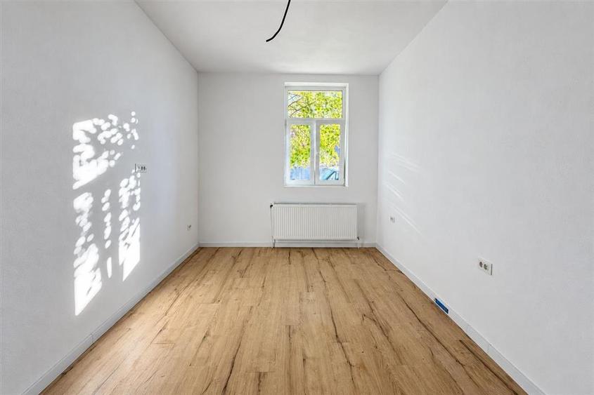 Apartament 3 camere RENOVAT INTEGRAL zona Piata Cibin