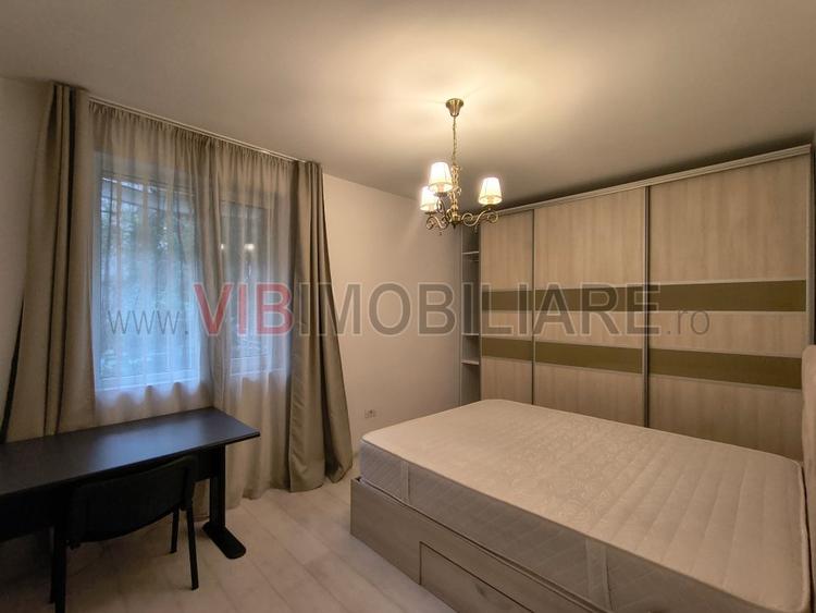 Închiriere apartament cu 3 camere, 63 mp, renovat, mobilat și utilat - zona Flor