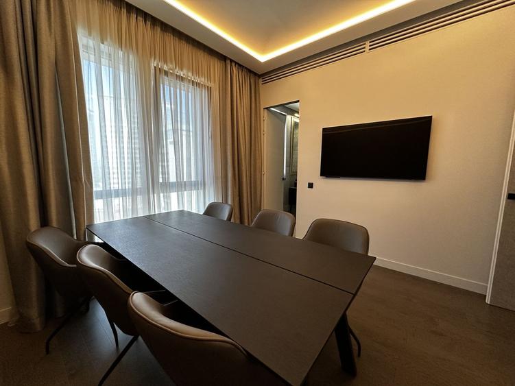 Penthouse Spatios cu Vedere catre Lac in Floreasca