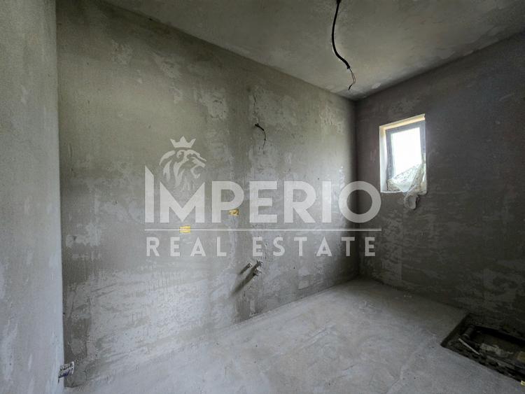 Casa pe un singur nivel cu 600m de teren si vedere spectaculoasa spre munte!