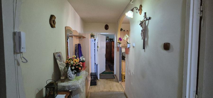 De vanzare apartament 2 camere , langa Cart. Maurer
