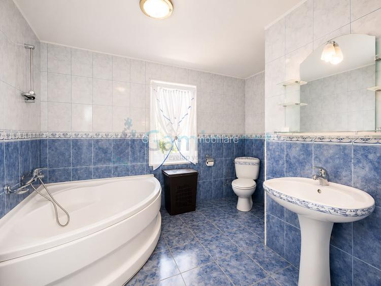Casa cu 5 camere, singur in curte, cu Garaj zona Iosia, Oradea - 15