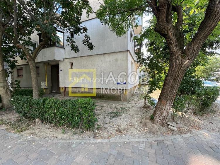 Apartament 3 camere, zona Ana Ipatescu - Bistrita Lac, str. 1 Mai - Bacau - 9