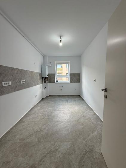 Apartament 3 camere etaj 2/3