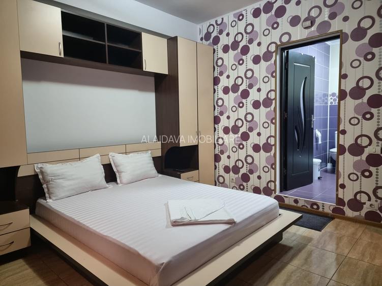 Mamaia Sat_vila 6camere cu bai proprii,pret 3000E - 7