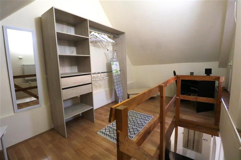 Apartament 2 camere , centrala proprie ,  curte proprie , zona Lipovei