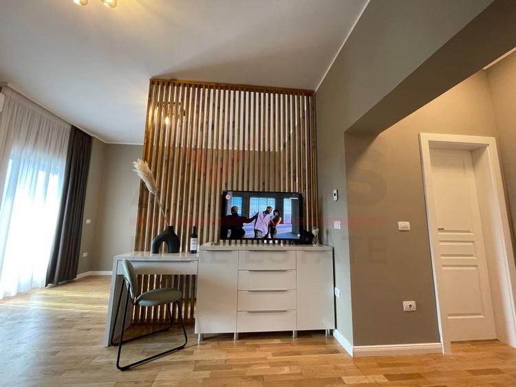 Studio | CAPITOL | Tomis Villa | PARCARE INCLUSA