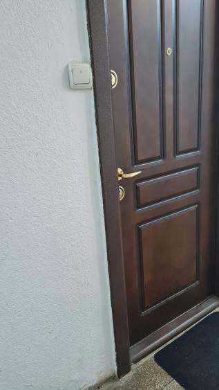 Garsonieră de închiriat - str. Avram Iancu, nr.7, bl.54, Târgoviște