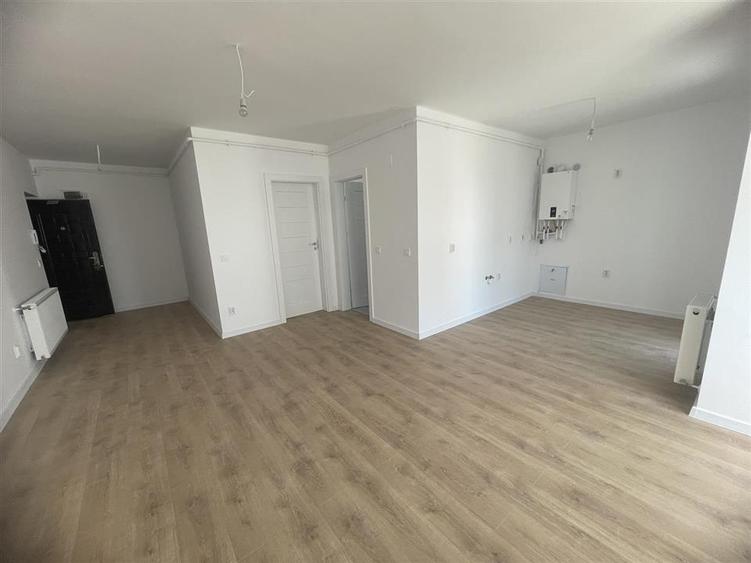 Apartament nou 4 camere cu balcon si parcare pe Doamna Stanca