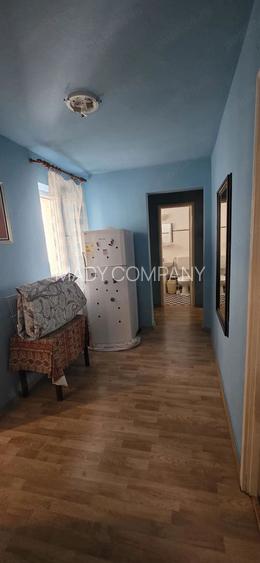 De vanzare apartament 3 camere Tomis Nord - 8