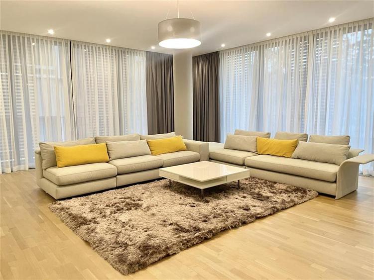 Spacious 4 Bedrooms apartment Primaverii Premium Location