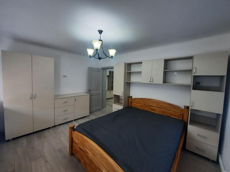 Apt 2 cam et 1 52 mp renovat - Banca transilvania - Cod 161999