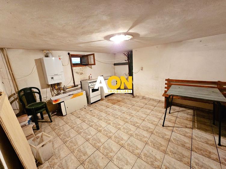 Casa 4 camere, S+P+1, semifinisata, 1424 mp teren, Oarda de Jos