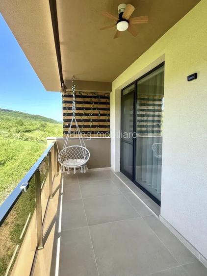 Apartament ultrafinisat, balcon, zona Terra - 7