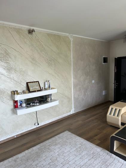 Vand apartament 3 camere Ploiesti vest