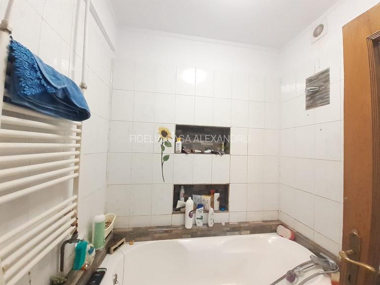 Vila de vanzare Tatarasi - 2