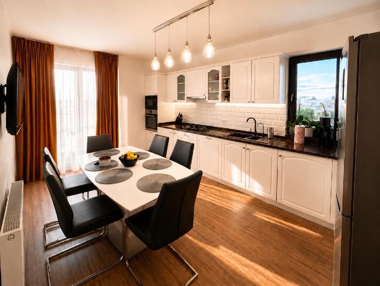 PENTHOUSE CU TERASĂ SPECTACULOASĂ DE 42 MP ȘI 2 PARCĂRI SECTOR 1
