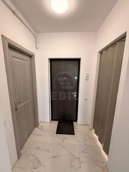 Apartament 1 camera, finisat, partial mobilat, zona Terra
