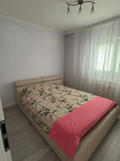 NERVA Traian ,Timpuri Noi, Metrou,bl.1986,et.6/8,amenajat,mobilat,utilat,balcon