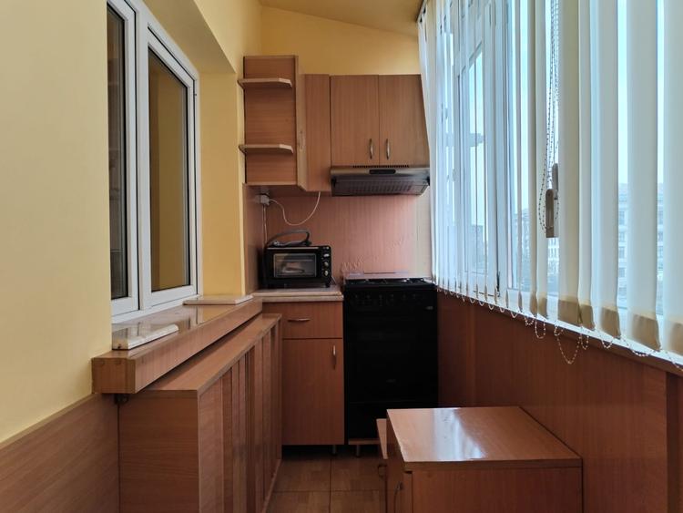 3 camere lux Universitate - KFC