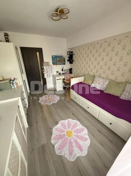 Apartament 2 camere decomandat -Trocadero