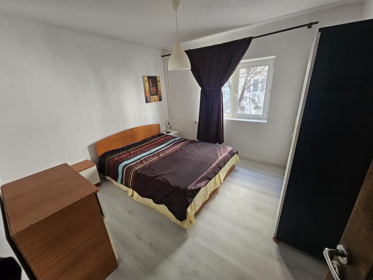 Apartament 3 camere-decomandat-zona Bulevardul Unirii