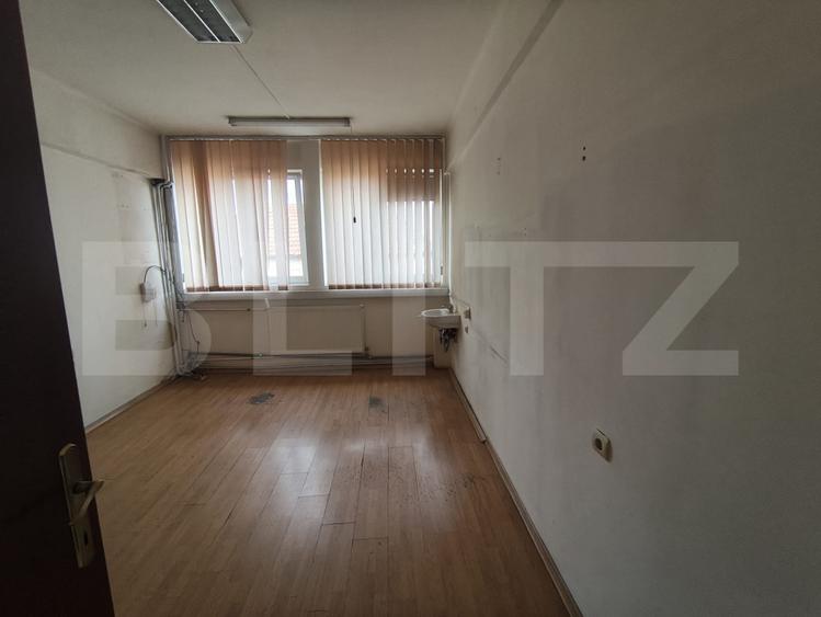 Spatiu de inchiriat in zona centrala