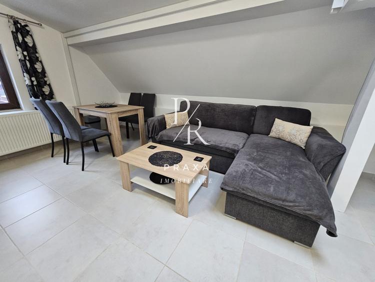 Apartament mobilat, 3 camere, parcare, Zona Sub Cetate, Floresti!