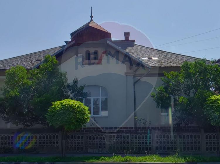 Casă ultracentrală în Sighet ,onfort de locuință individuală la preț