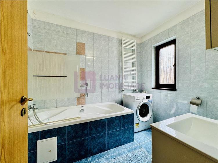 Casa individuala | suprafata utila 360 mp | teren 430 mp | Calea Poplacii