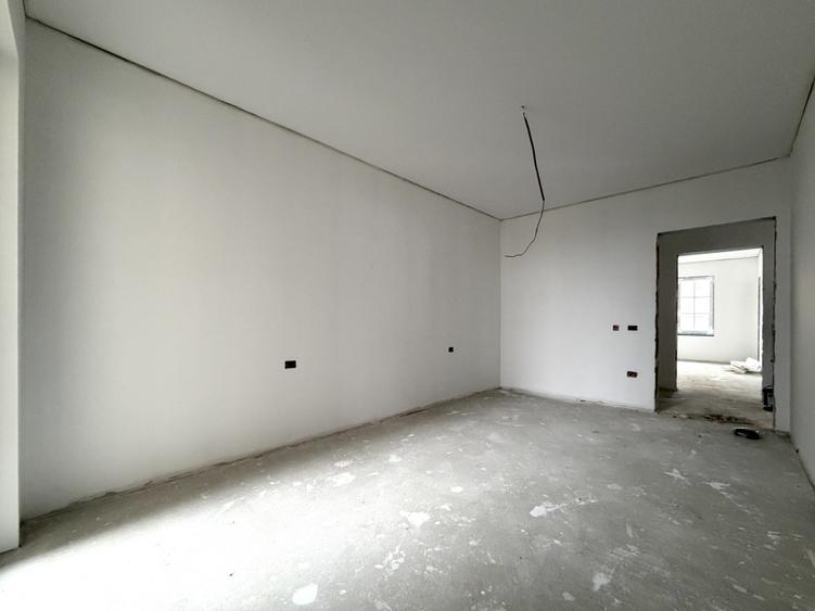 Duplex 3 camere, 88 mp utili, 366 mp teren - Urseni