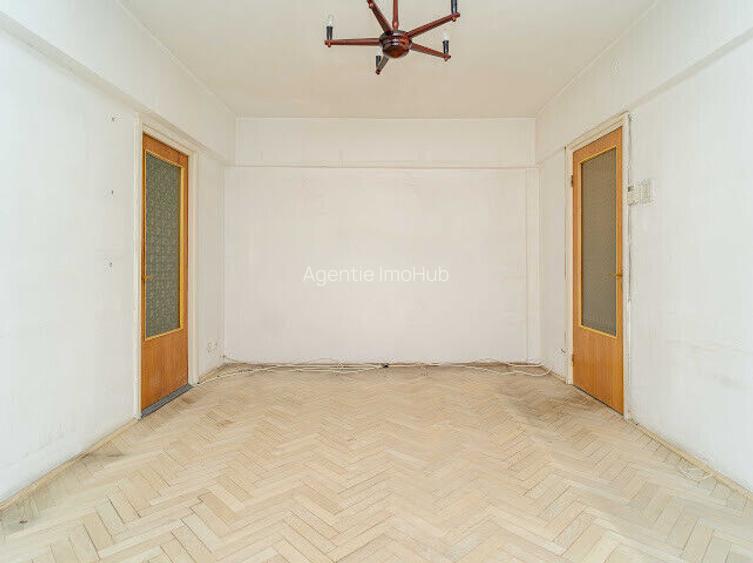 APARTAMENT  CU 3 CAMERE,  IN INIMA ORASULUI, LICEUL NATIONAL - 5