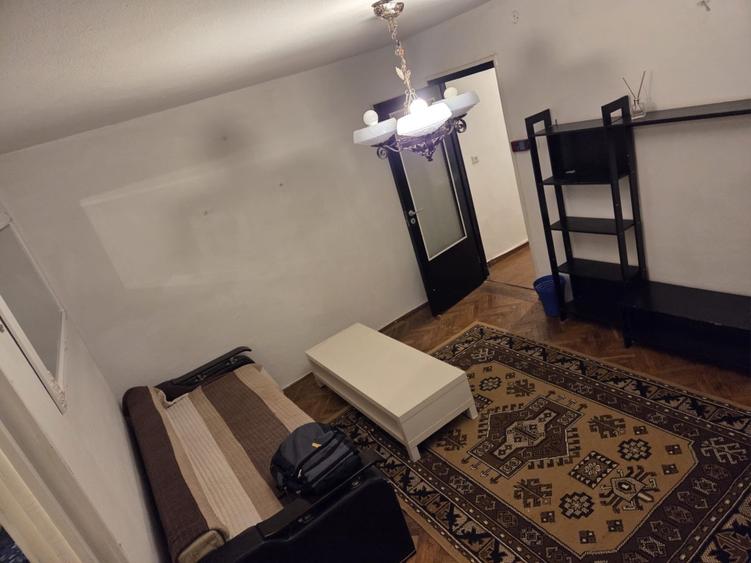 Inchiriez apartament Zona Toscani