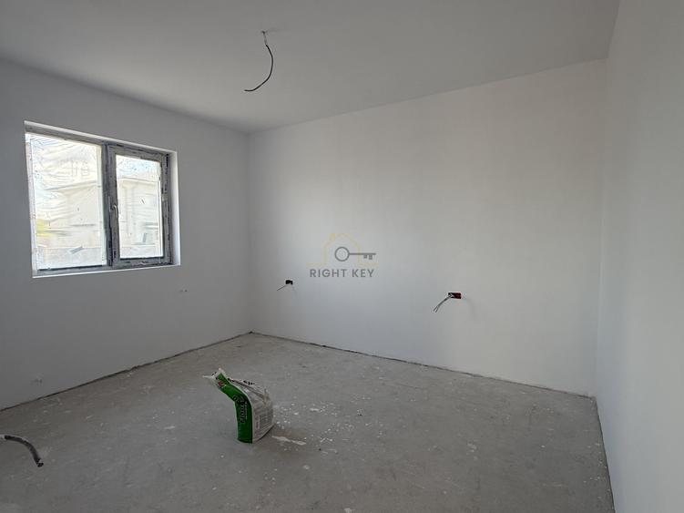 Oportunitate! Casa tip duplex, 3 cam, placa, T: 250mp! Comision 0%!