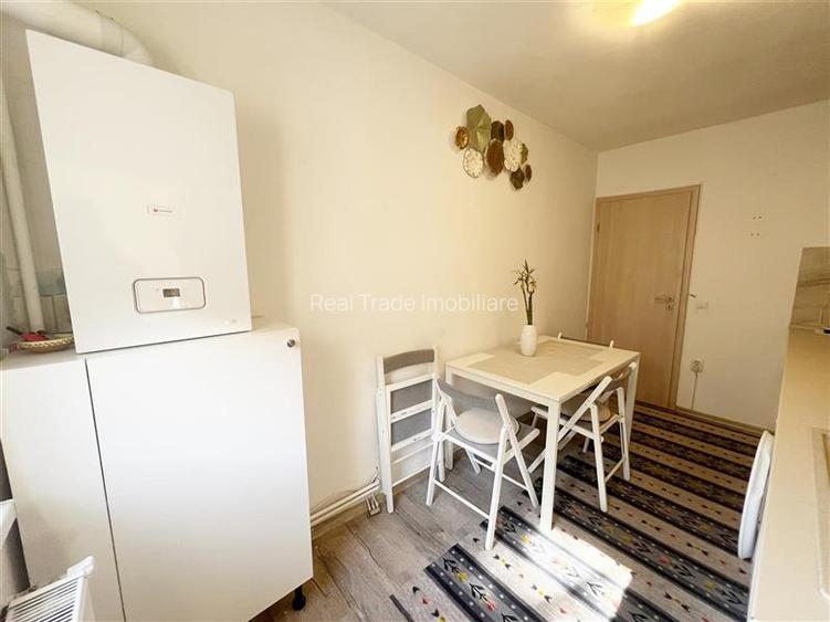 Apartament 2 camere decomandat etajul 2/4 Centru Civic- CEC - 11