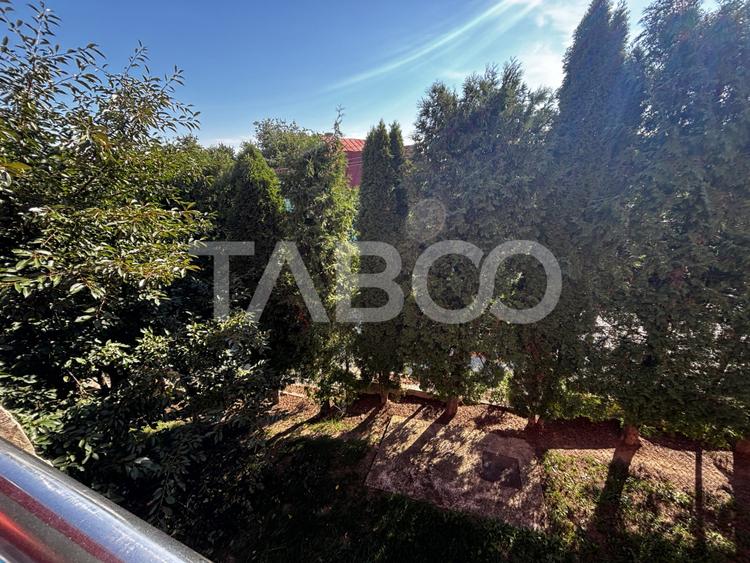 Casa de vanzare individuala cu 950mp teren Saliste zona deosebita