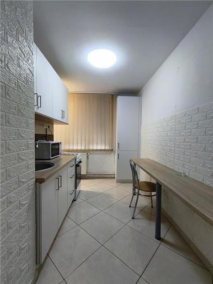 Apartament 2 camere Piata Victoriei langa Mures Mall si UMFST, Centru