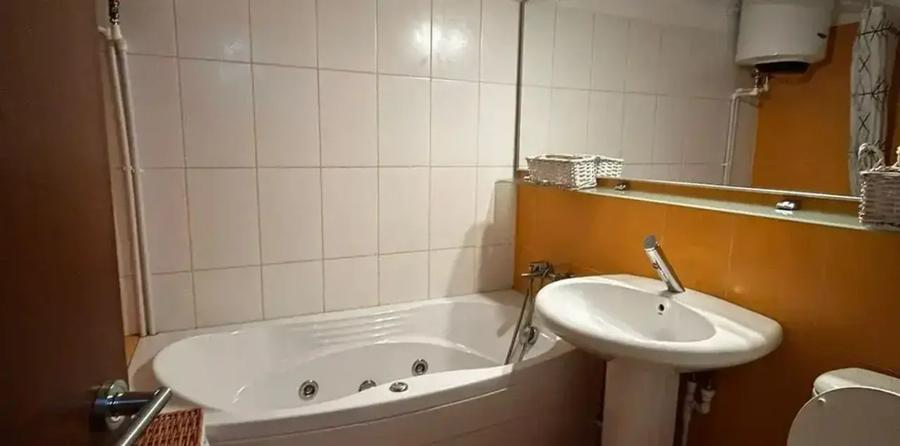 CALEA CALARASOLOR, DECEBAL, MUNCII ETAJ 3/10 RENOVAT