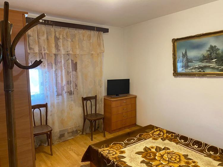 3 camere decomandat | 70 mp | Tineretului
