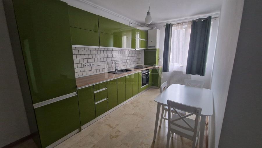 Apartament 2 camere decomandat, zona Vivo