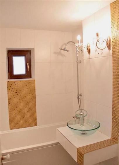 Apartament 3 camere Zona PALAS (etaj intermediar)