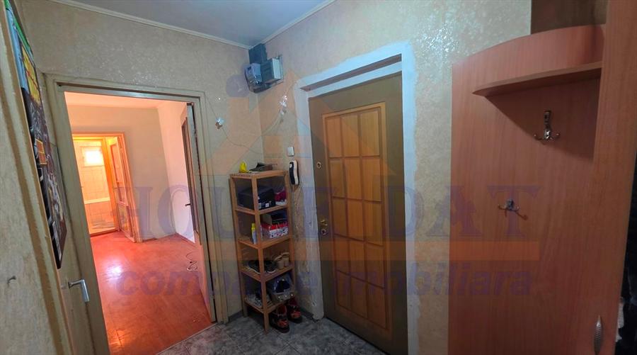 Vanzare apartament 2 camere Militari Lujerului, etaj 5, an 1980