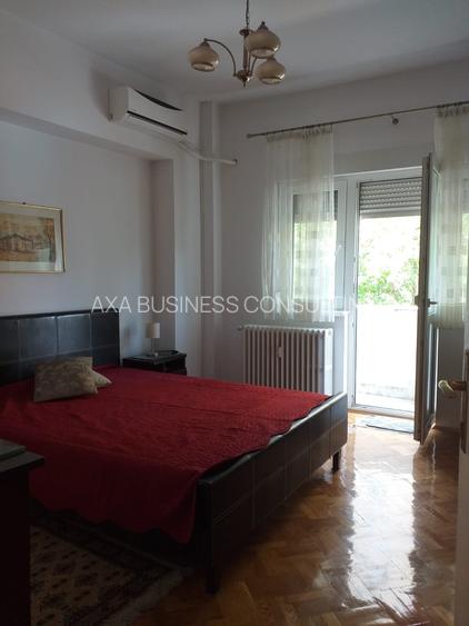 Stefan cel Mare, 3 camere,bloc retras ferit de zgomot, etaj 1,suprafata 70 mp - 3