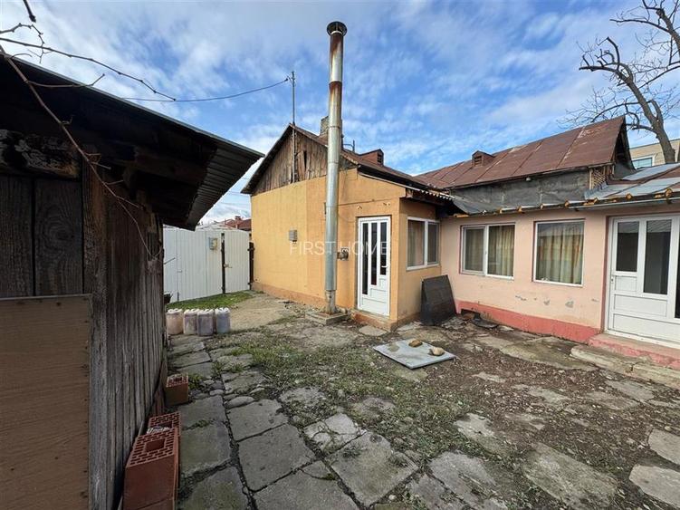 Casa stradala de vanzare in Focsani , str Odobesti nr 56 - 26